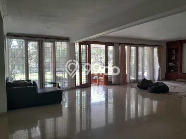 Rumah Lingkungan Nyaman di Sariwangi, Bandung, LT 2456m² LB 600m² Rumah Lingkungan Nyaman di Sariwangi, Bandung, LT 2456m² LB 600m²