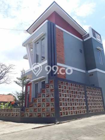 Rumah Modern Cantik 3 KT Siap Huni di Ngamprah Rumah Modern Cantik 3 KT Siap Huni di Ngamprah