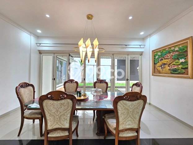 Rumah Elit Modern Tanpa Renovasi di Alam Sutera Tangerang Rumah Elit Modern Tanpa Renovasi di Alam Sutera Tangerang