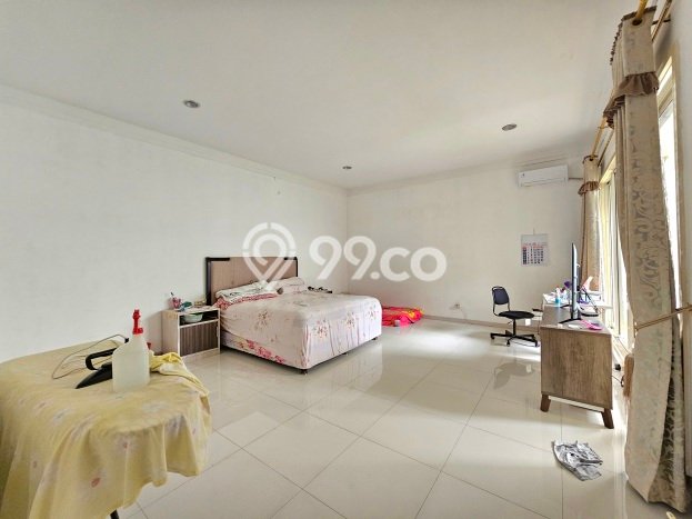 Rumah Elit Modern Tanpa Renovasi di Alam Sutera Tangerang Rumah Elit Modern Tanpa Renovasi di Alam Sutera Tangerang