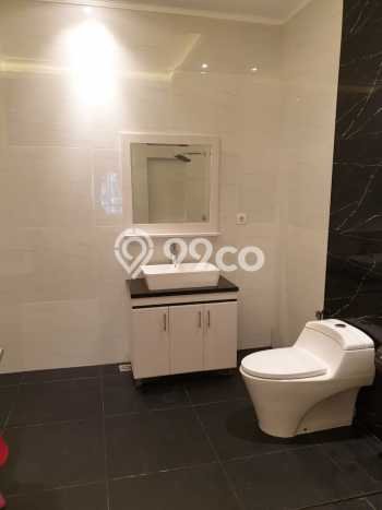 Jual Rumah Mewah Elegan Dengan View Eksklusif di Gading Serpong, Tangerang Jual Rumah Mewah Elegan Dengan View Eksklusif di Gading Serpong, Tangerang