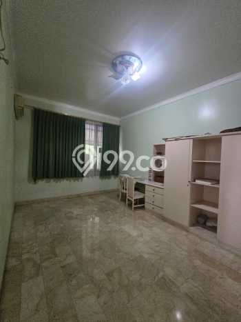 Ready to Use! Luxury House LT 300m2 Desain Modern di Tomang Ready to Use! Luxury House LT 300m2 Desain Modern di Tomang