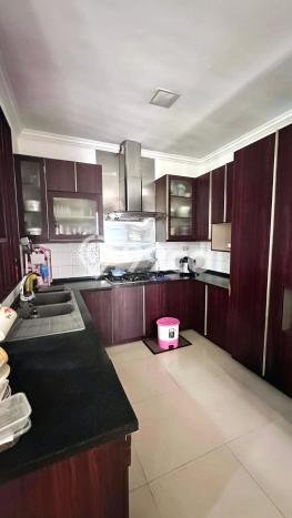 Ready to Use! Premium House LT 166m2 Desain Modern di BSD Ready to Use! Premium House LT 166m2 Desain Modern di BSD
