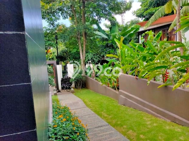 DIJUAL! Vila Kawasan , Luas 275m2m², Posisi Strategis DIJUAL! Vila Kawasan , Luas 275m2m², Posisi Strategis