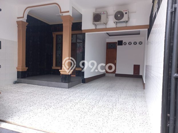 Rumah Luxury Modern Siap Huni di Pondok Kelapa Jakarta Timur Rumah Luxury Modern Siap Huni di Pondok Kelapa Jakarta Timur