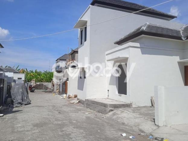 Jual Rumah Strategis Bagus Punya 2 KT di Denpasar Timur Denpasar SHM Jual Rumah Strategis Bagus Punya 2 KT di Denpasar Timur Denpasar SHM