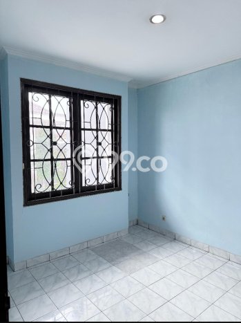 Dijual Rumah Eksklusif 3 KT di Daan Mogot, Jakarta Barat Dijual Rumah Eksklusif 3 KT di Daan Mogot, Jakarta Barat