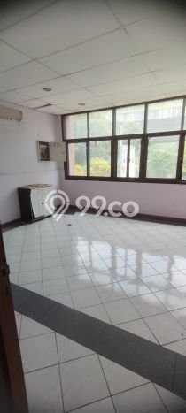 Unit Komersial Disewakan di Jakarta Selatan Area Strategis Harga Kompetitif Unit Komersial Disewakan di Jakarta Selatan Area Strategis Harga Kompetitif