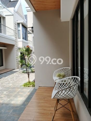 Rumah Elit Modern Tanpa Renovasi di Setra Duta Bandung Rumah Elit Modern Tanpa Renovasi di Setra Duta Bandung
