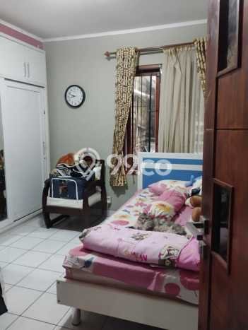 Rumah Modern 4 Kamar LT 245m2 di Turangga Rumah Modern 4 Kamar LT 245m2 di Turangga