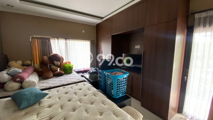 Jual Rumah Bagus Siap Huni LB 340m2 di Ngamprah, Bandung Barat Jual Rumah Bagus Siap Huni LB 340m2 di Ngamprah, Bandung Barat