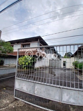Lokasi Strategis! Dijual Gudang Bisnis di Purwakarta, Purwakarta Kondisi Bagus Lokasi Strategis! Dijual Gudang Bisnis di Purwakarta, Purwakarta Kondisi Bagus