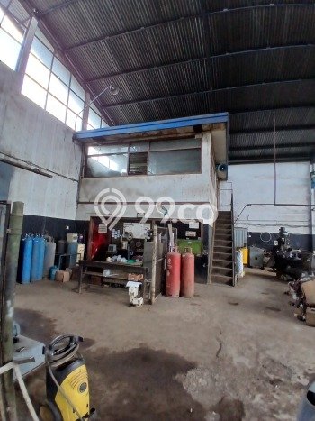 Lokasi Strategis! Dijual Gudang Bisnis di Purwakarta, Purwakarta Kondisi Bagus Lokasi Strategis! Dijual Gudang Bisnis di Purwakarta, Purwakarta Kondisi Bagus