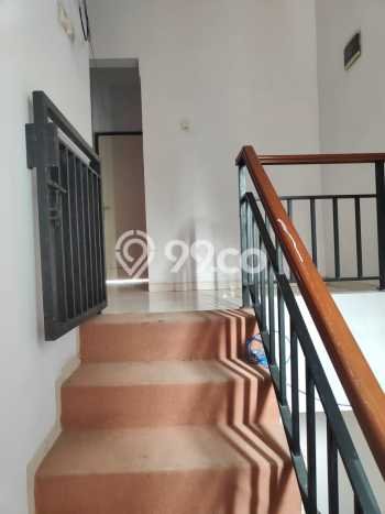 Hunian Cantik Minimalis Lb 180m2 di Cakung, Jakarta Timur Hunian Cantik Minimalis Lb 180m2 di Cakung, Jakarta Timur