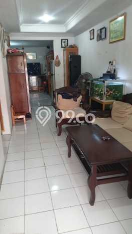 For Sale Rumah Bagus Siap Huni di Bekasi Strategis For Sale Rumah Bagus Siap Huni di Bekasi Strategis