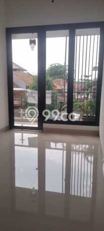 Rumah Modern 4 KT di Pondok Kelapa Jakarta Timur Rumah Modern 4 KT di Pondok Kelapa Jakarta Timur
