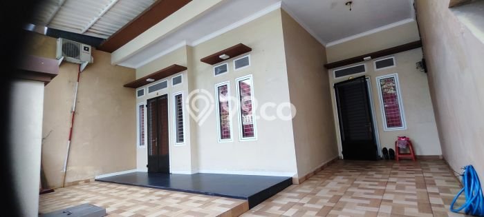Hunian Strategis 3 KT LB 150m2 Kondisi Bagus di Jaka Sampurna Hunian Strategis 3 KT LB 150m2 Kondisi Bagus di Jaka Sampurna