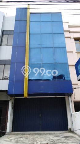 Ruko untuk Disewa di Pusat Jakarta Pusat Luas Bangunan 510m2 Ruko untuk Disewa di Pusat Jakarta Pusat Luas Bangunan 510m2