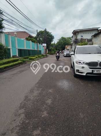 Ready to Use! Luxury House LT 568m2 Desain Modern di Kemanggisan Ready to Use! Luxury House LT 568m2 Desain Modern di Kemanggisan