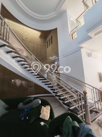 Bisa KPR! Rumah Strategis area Denpasar Barat, LT 360m2m² Bangunan 570m2m² Bisa KPR! Rumah Strategis area Denpasar Barat, LT 360m2m² Bangunan 570m2m²