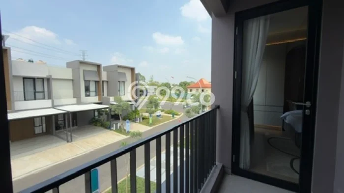 Rumah Luas Asri 4 KT Siap Huni di Alam Sutera Tangerang Rumah Luas Asri 4 KT Siap Huni di Alam Sutera Tangerang