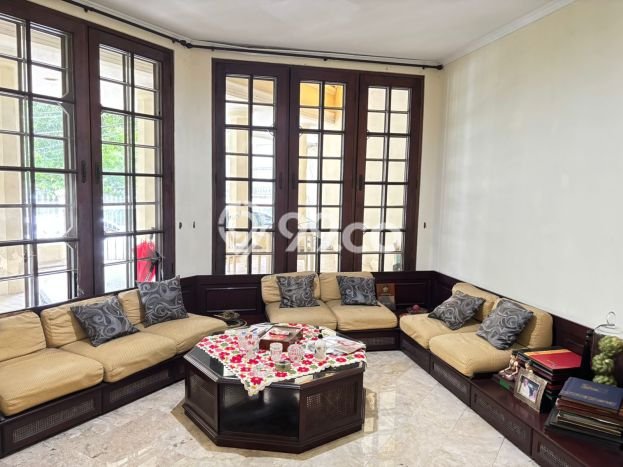 Hunian Mewah LB 365m2 Siap Pakai Desain Elegan di Kuningan, Jakarta Selatan Hunian Mewah LB 365m2 Siap Pakai Desain Elegan di Kuningan, Jakarta Selatan