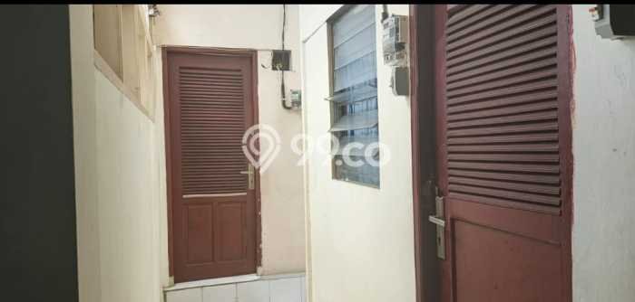 Rumah Mewah Siap Huni LT 350m2 di Pesanggrahan, Jakarta Selatan Rumah Mewah Siap Huni LT 350m2 di Pesanggrahan, Jakarta Selatan