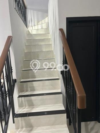 Dijual Cepat Rumah Bagus Siap Huni LB 188m2 di Karang Tengah, Tangerang Dijual Cepat Rumah Bagus Siap Huni LB 188m2 di Karang Tengah, Tangerang