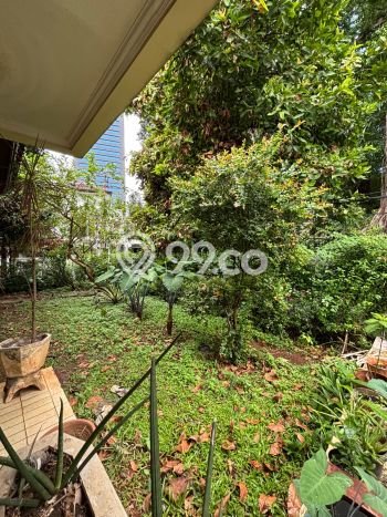 Hunian Mewah LB 365m2 Siap Pakai Desain Elegan di Kuningan, Jakarta Selatan Hunian Mewah LB 365m2 Siap Pakai Desain Elegan di Kuningan, Jakarta Selatan