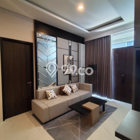 Rumah Kualitas Premium 4 Kamar Tidur Lokasi Strategis di Kawasan Prospektif Colomadu, Karanganyar Rumah Kualitas Premium 4 Kamar Tidur Lokasi Strategis di Kawasan Prospektif Colomadu, Karanganyar