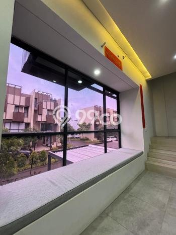 Rumah Modern 3 KT di BSD City Tangerang Full Furnished Rumah Modern 3 KT di BSD City Tangerang Full Furnished
