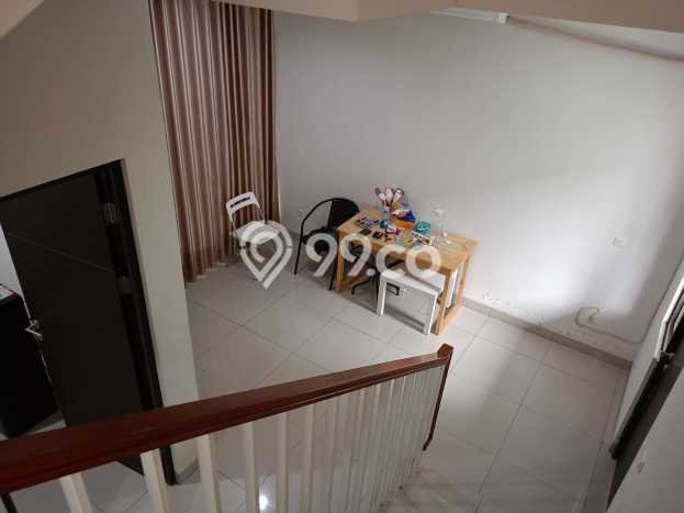 Jual Rumah Strategis Bagus Punya 2 KT di Setu Tangerang Selatan SHM Jual Rumah Strategis Bagus Punya 2 KT di Setu Tangerang Selatan SHM