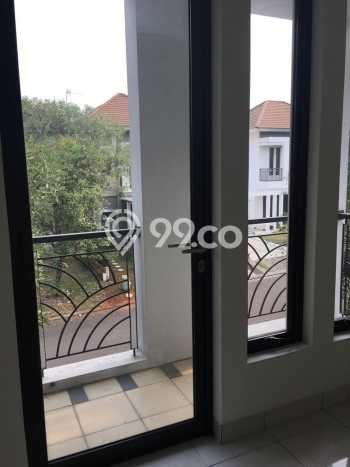 Rumah Modern 3 KT LT 160m2 di Legenda Wisata Rumah Modern 3 KT LT 160m2 di Legenda Wisata