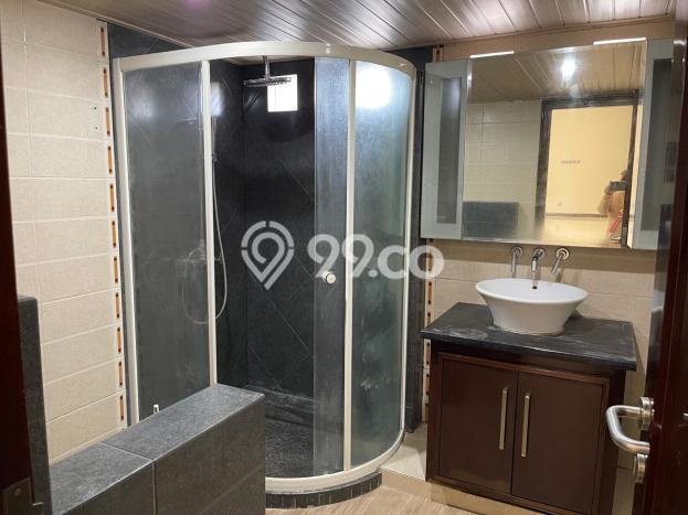 Jual Rumah Luas Megah Dengan View Cantik di Citra Grand, Jakarta Timur Jual Rumah Luas Megah Dengan View Cantik di Citra Grand, Jakarta Timur