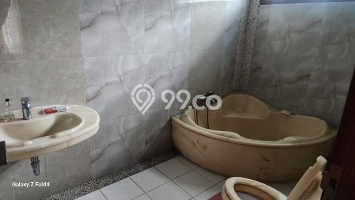 For Sale! Premium House LT 278m2 Desain Modern di Kota Wisata For Sale! Premium House LT 278m2 Desain Modern di Kota Wisata