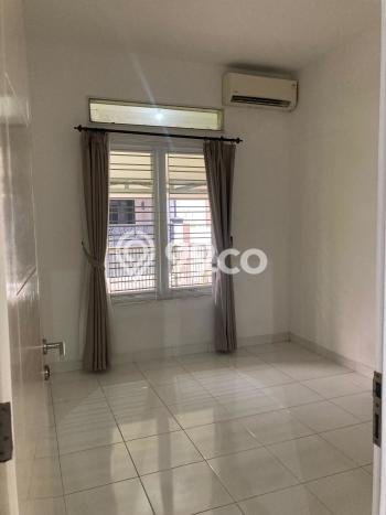 Lokasi strategis! Rumah siap pakai dikontrakkan di Kelapa Gading LB 126m2 Lokasi strategis! Rumah siap pakai dikontrakkan di Kelapa Gading LB 126m2