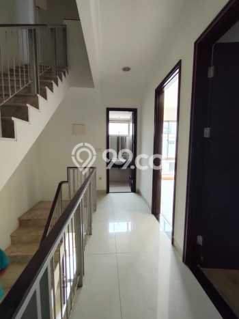 Rumah Luxury Modern Siap Huni di Golf Island Jakarta Utara Rumah Luxury Modern Siap Huni di Golf Island Jakarta Utara