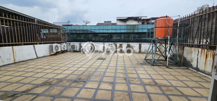 Unit Komersial Disewakan di Jakarta Barat Area Strategis Harga Kompetitif Unit Komersial Disewakan di Jakarta Barat Area Strategis Harga Kompetitif