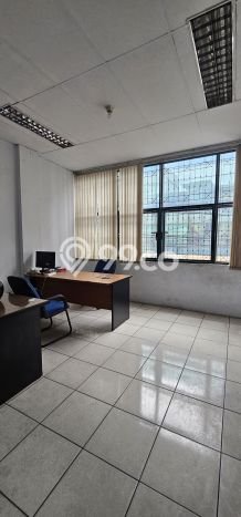 Unit Komersial Disewakan di Jakarta Barat Area Strategis Harga Kompetitif Unit Komersial Disewakan di Jakarta Barat Area Strategis Harga Kompetitif