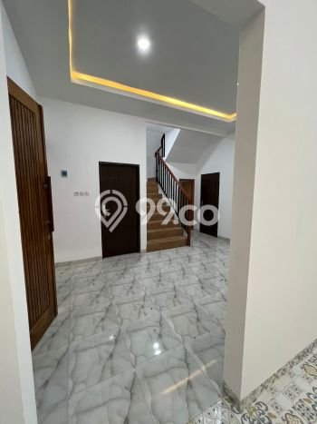 Hunian Nyaman Asri 3 KT Siap Pakai di BSD Nusaloka Tangerang Hunian Nyaman Asri 3 KT Siap Pakai di BSD Nusaloka Tangerang