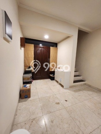 Ready to Use! Premium House LT 112m2 Desain Elegan di BSD City Ready to Use! Premium House LT 112m2 Desain Elegan di BSD City