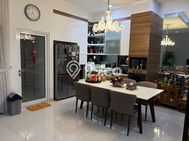 Rumah Elit Modern Tanpa Renovasi di Alam Sutera Tangerang Rumah Elit Modern Tanpa Renovasi di Alam Sutera Tangerang
