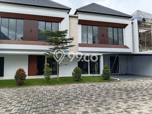 Rumah Modern Cantik 3 KT Bisa Langsung Pindah di Sleman Rumah Modern Cantik 3 KT Bisa Langsung Pindah di Sleman