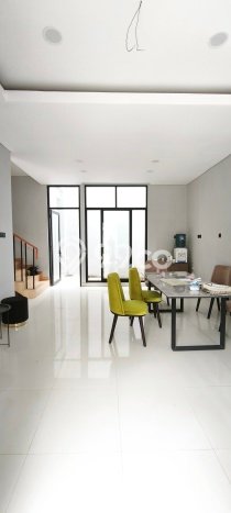 Dijual Cepat Rumah LT 115m2m² / LB 135m2m² di Kawasan Bisnis Condong Catur, Sleman Dijual Cepat Rumah LT 115m2m² / LB 135m2m² di Kawasan Bisnis Condong Catur, Sleman
