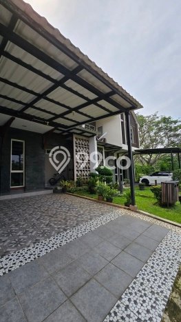 Rumah Mewah LB 238m2 Siap Huni Desain Elegan di BSD, Tangerang Rumah Mewah LB 238m2 Siap Huni Desain Elegan di BSD, Tangerang