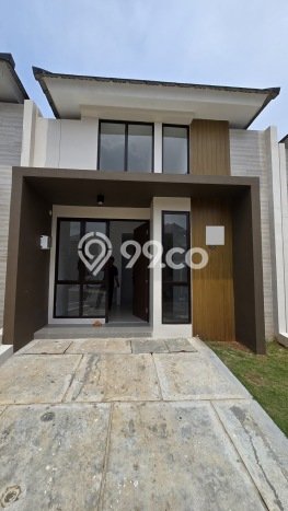 For Sale Rumah 2 Kamar Lokasi Strategis Nyaman dan Strategis di Serpong For Sale Rumah 2 Kamar Lokasi Strategis Nyaman dan Strategis di Serpong