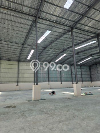 Unit Gudang Paling Strategis di Sepatan Tangerang dengan LB 1440m2 Unit Gudang Paling Strategis di Sepatan Tangerang dengan LB 1440m2