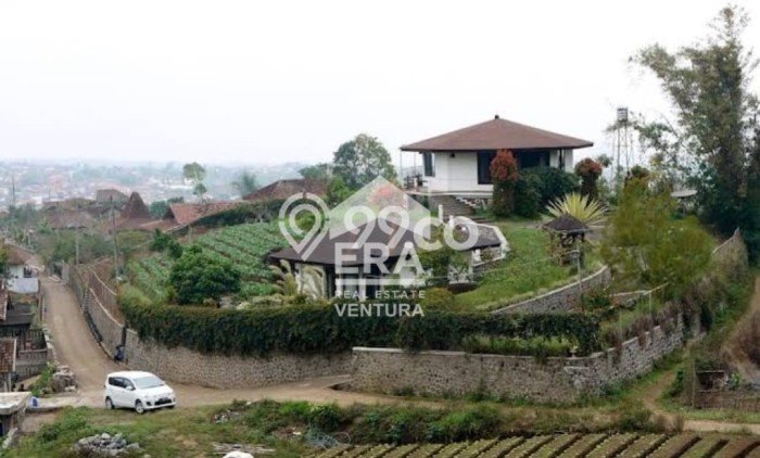 Dijual Rumah Premium dengan Fasilitas Sekitar Komplit di Batu, Batu Dijual Rumah Premium dengan Fasilitas Sekitar Komplit di Batu, Batu