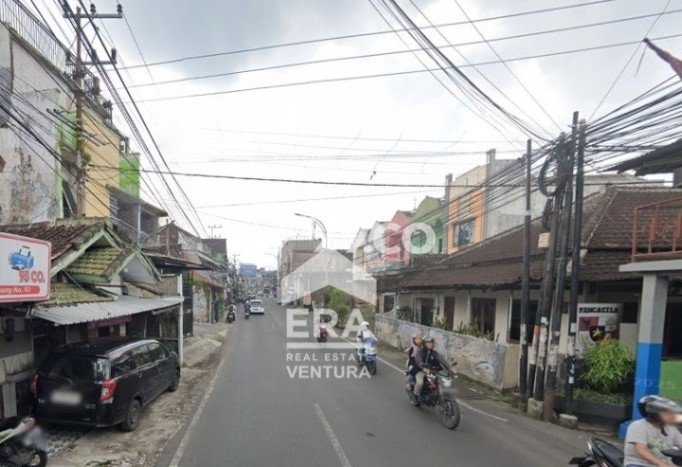 Ruko untuk Disewa di Pusat Malang Luas Bangunan 100m2 Ruko untuk Disewa di Pusat Malang Luas Bangunan 100m2