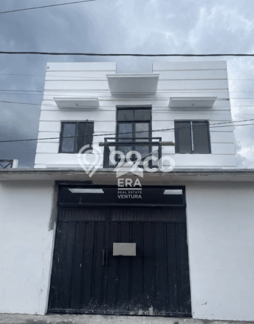 Jual Rumah Strategis Bagus Punya 13 KT di Blimbing Malang SHM Jual Rumah Strategis Bagus Punya 13 KT di Blimbing Malang SHM